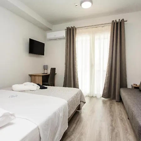 John Apartman
