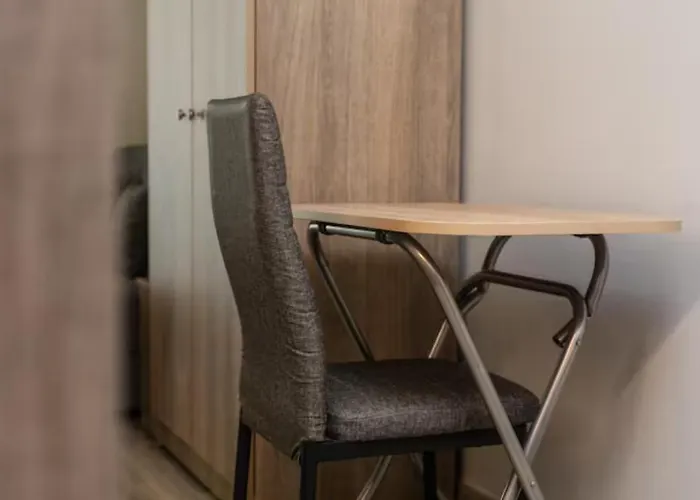 John Apartman